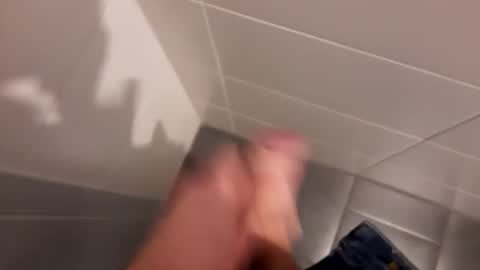 Snapshot of voyeuristicmcfly2 chatting on 01/12/25, 07:10 mcfly online show from 01/12/25, 07:10