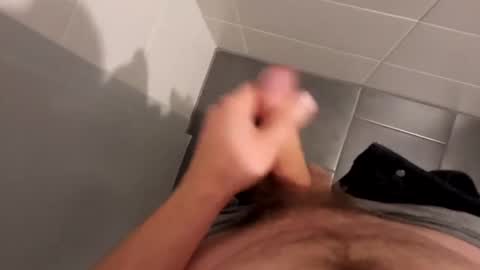 Snapshot of voyeuristicmcfly2 chatting on 09/15/25, 06:52 mcfly online show from 09/15/25, 06:52