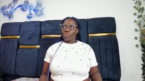 Snapshot of vskayper chatting on 03/12/26, 07:42 skay online show from 03/12/26, 07:42