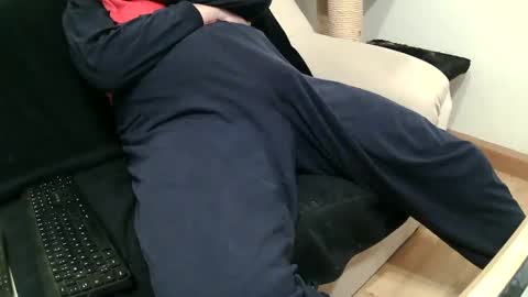 Snapshot of vulkan12p chatting on 12/14/25, 04:01 Daniel online show from 12/14/25, 04:01