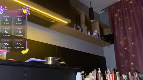 ILONA A week goal new laptop online show from 11/09/25, 10:41