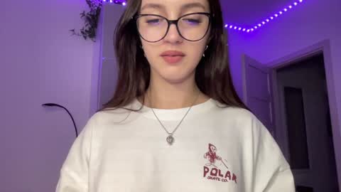 Alice  Before pvt write to me in PM  online show from 12/07/24, 12:30