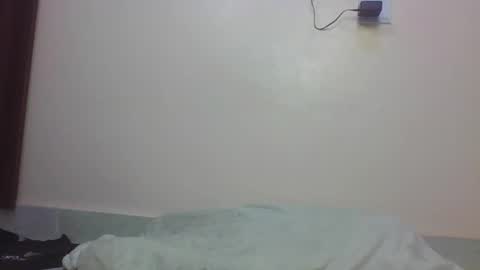 Snapshot of wak546293 chatting on 11/09/25, 04:33 wak546293 online show from 11/09/25, 04:33