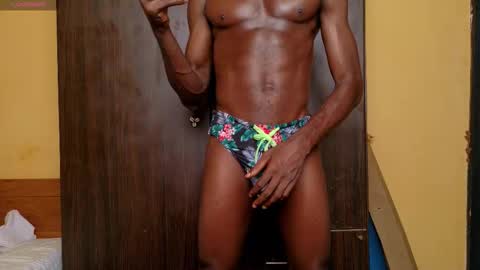 Snapshot of wakanda_mamba chatting on 11/30/25, 12:20 Wakanda Mamba online show from 11/30/25, 12:20