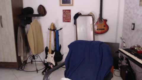 Snapshot of wake_and_bakee chatting on 04/26/26, 08:39 John online show from 04/26/26, 08:39