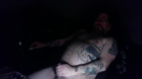 Snapshot of wakeupthedead77 chatting on 03/11/25, 05:16 Mr. Dead online show from 03/11/25, 05:16