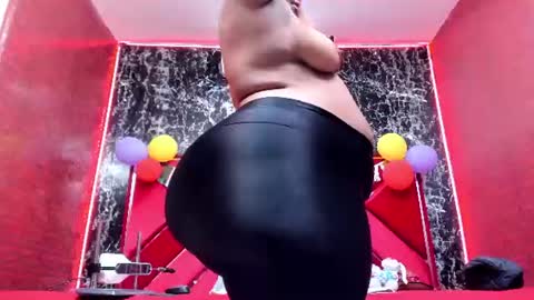 waleska   online show from 06/28/26, 12:33