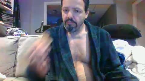 Snapshot of walker033 chatting on 12/23/24, 05:28 walker033 online show from 12/23/24, 05:28