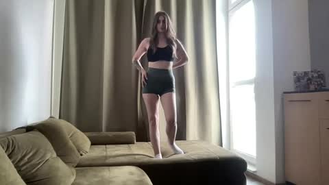 walkiria19 online show from 07/04/26, 01:17