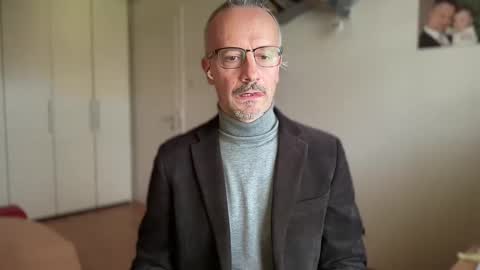 Snapshot of walky78 chatting on 02/28/25, 01:14 walky78 online show from 02/28/25, 01:14