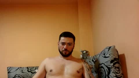 wallacewoods1 online show from 12/07/24, 06:10