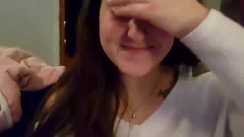 Snapshot of walnut4u chatting on 01/23/25, 07:54 Walnut4u online show from 01/23/25, 07:54