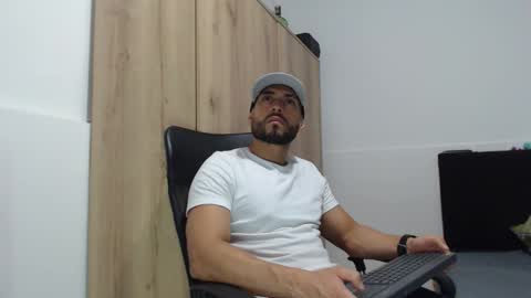 WALTER BROWN  online show from 10/30/25, 02:51