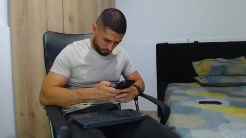 WALTER BROWN  online show from 11/12/25, 08:41