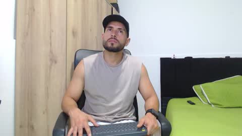 WALTER BROWN  online show from 11/22/25, 05:01