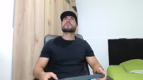 WALTER BROWN  online show from 11/27/25, 03:36