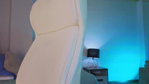 walton_abieca_ online show from 10/05/25, 05:06