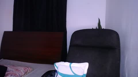 Wanda and Ember online show from 02/26/25, 01:32