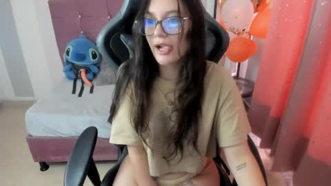 Alexandra online show from 05/14/26, 06:47