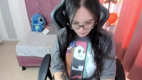 Alexandra online show from 06/15/26, 06:54