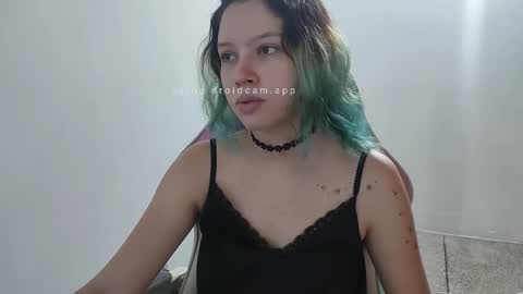 Snapshot of wandadoll chatting on 10/10/25, 11:42 Wanda online show from 10/10/25, 11:42