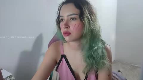 Snapshot of wandadoll chatting on 10/20/25, 11:43 Wanda online show from 10/20/25, 11:43