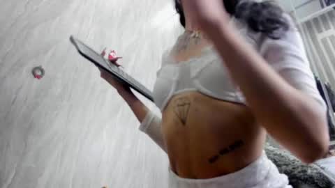 Snapshot of wandaloov chatting on 12/07/24, 01:47  wanda  online show from 12/07/24, 01:47