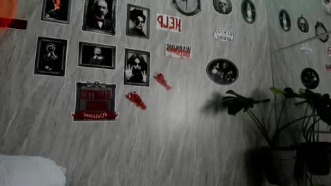 Snapshot of wandaloov chatting on 10/19/25, 06:36  wanda  online show from 10/19/25, 06:36