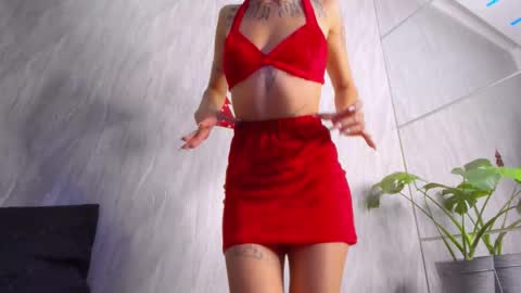 Snapshot of wandaloov chatting on 12/05/25, 08:05 wanda online show from 12/05/25, 08:05