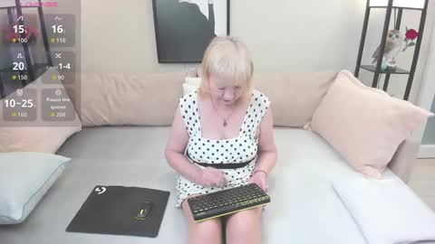 wanessaraso online show from 09/26/25, 10:08