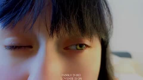 Betti online show from 11/10/25, 12:04