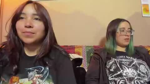 Snapshot of waningrosee chatting on 09/13/25, 02:44 Waningrose  Lu online show from 09/13/25, 02:44