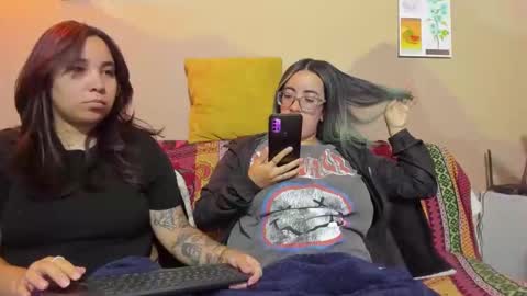 Snapshot of waningrosee chatting on 09/16/25, 11:17 Waningrose  Lu online show from 09/16/25, 11:17