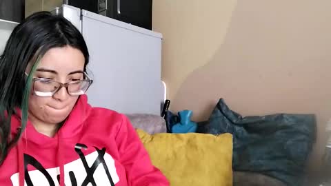 Snapshot of waningrosee chatting on 11/11/25, 03:23 Waningrose Lu online show from 11/11/25, 03:23