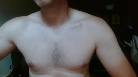Snapshot of wankbro1000 chatting on 07/12/26, 05:48 Wankbro online show from 07/12/26, 05:48