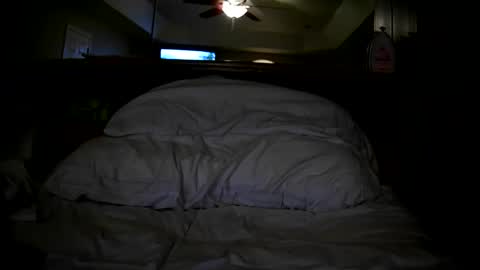 wantingu2john online show from 10/24/25, 05:37