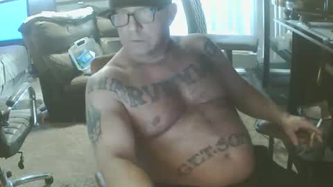 inittogetitin online show from 12/14/25, 08:02