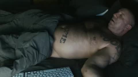 inittogetitin online show from 12/19/25, 03:30