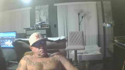 Snapshot of wantitneeditgetitgone chatting on 12/15/25, 11:47 wantitneeditgetitgone online show from 12/15/25, 11:47