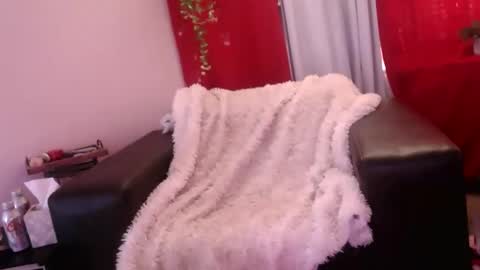 Snapshot of wantmymantofukme chatting on 11/17/25, 06:46 wantmymantofukme online show from 11/17/25, 06:46