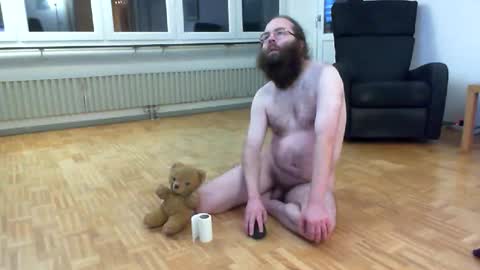 wantsahug online show from 11/10/25, 07:02