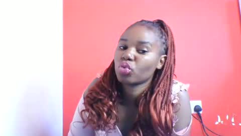 wapgirl22 online show from 06/12/26, 12:26