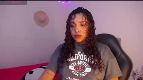 Snapshot of warisgoddes chatting on 11/06/25, 07:53 EMILY online show from 11/06/25, 07:53