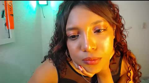 Snapshot of warisgoddes chatting on 04/13/26, 04:45 EMILY online show from 04/13/26, 04:45