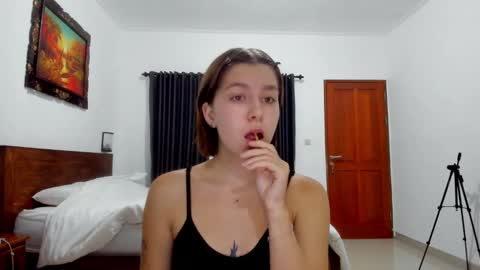 June online show from 02/11/25, 09:25