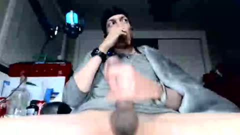 Snapshot of warrior23zone1 chatting on 12/04/25, 12:42 Jaime online show from 12/04/25, 12:42