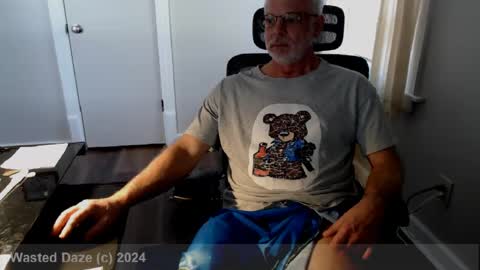 wasted_daze_ online show from 01/01/25, 07:10
