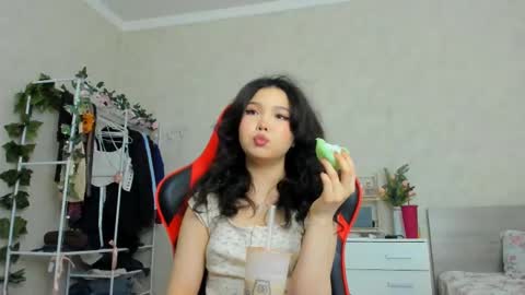 wastforu online show from 02/19/25, 12:11