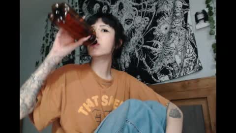 Mina online show from 06/01/26, 06:42