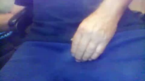 wayne1311 online show from 10/18/25, 02:36